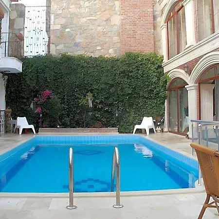 Saint John Hotel