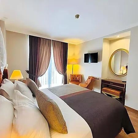Hotel Saint John 3*